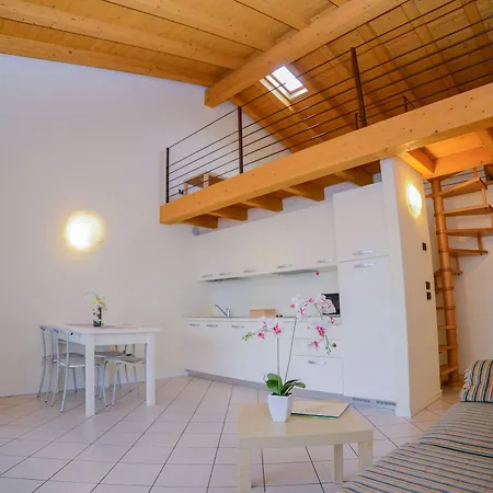 Ahg Donna Silvia Wellness Manerba del Garda
