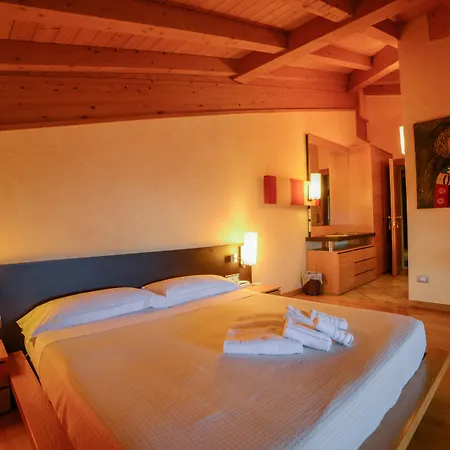 فندق Ahg Donna Silvia Wellness 4*