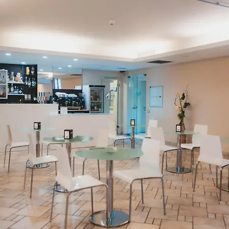 Ahg Donna Silvia Wellness Hotel 4*