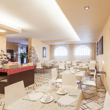 酒店 Ahg Donna Silvia Wellness 马内尔巴