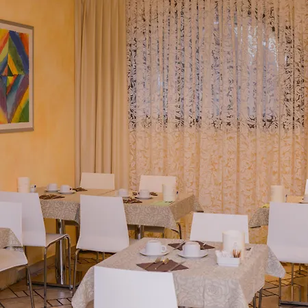 Ahg Donna Silvia Wellness 酒店 4*