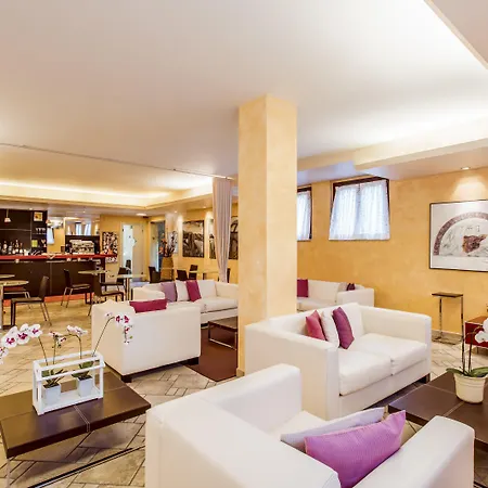 Ahg Donna Silvia Wellness מלון 4*